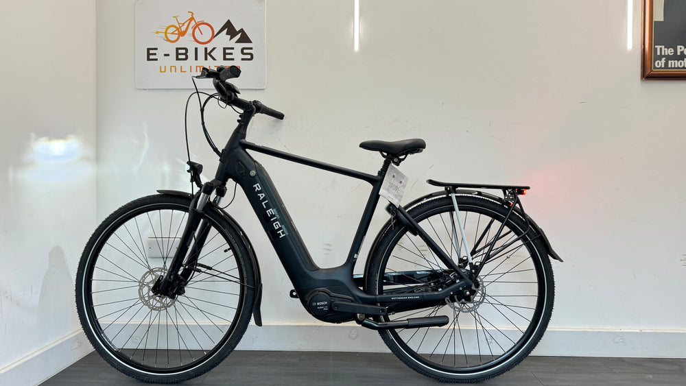 Raleigh Motus Grand Tour CrossBar Electric Bike