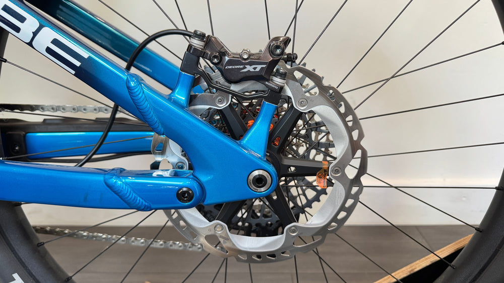 Cube Stereo ONE77 HPC XL AT 800 in Actionteam SRAM XO 2025