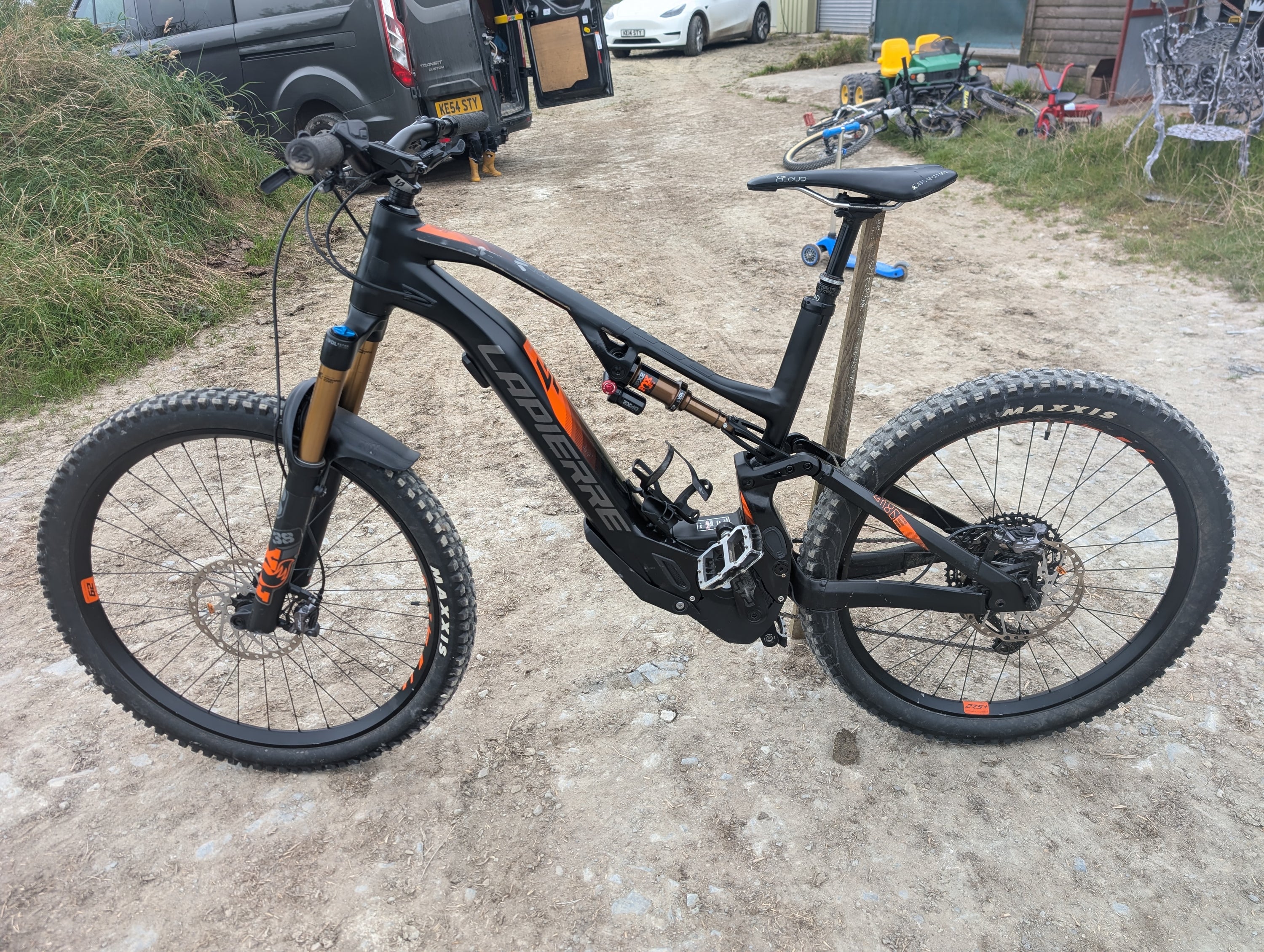 Lapierre Overvolt AM 8.6 2021