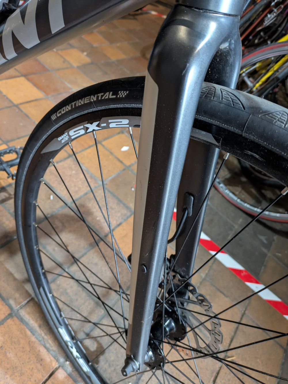 Giant Anyroad road/gravel bike medium size