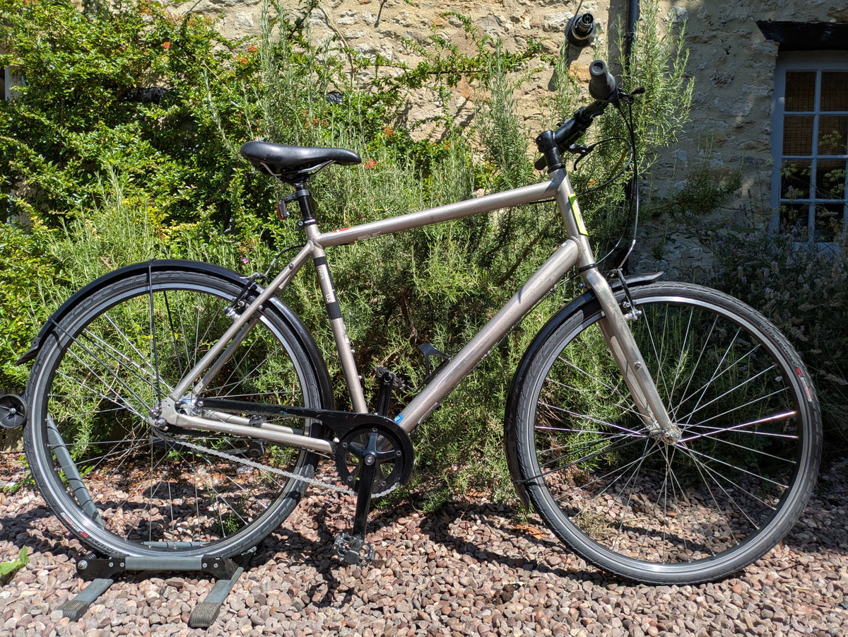 Specialized Globe