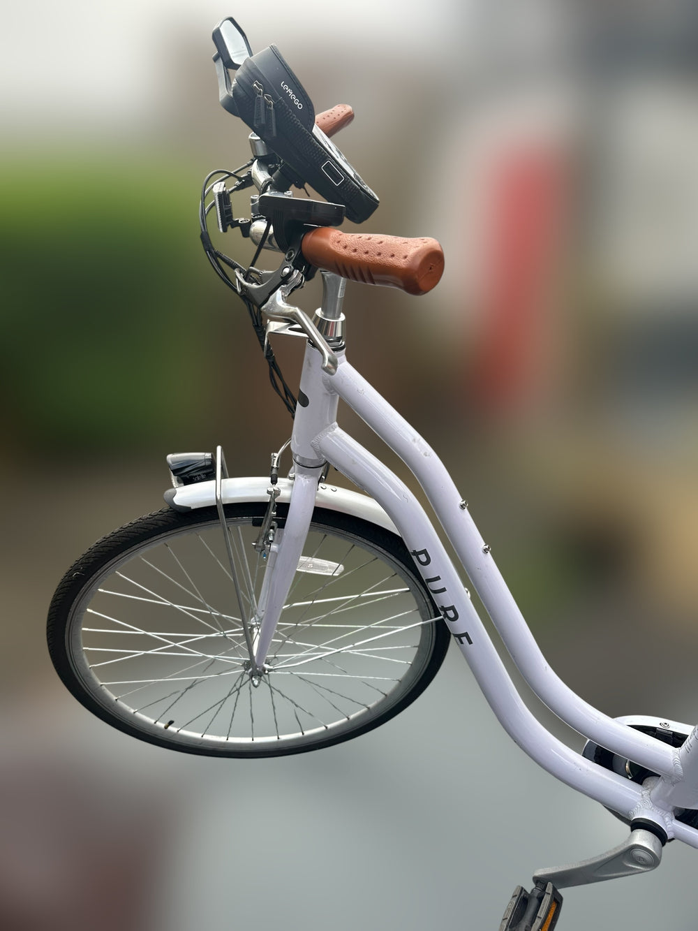 Pure Pure free step electric e-bike 2022