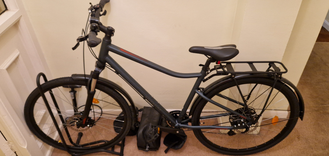 Decathlon Btwin Hybrid Decathlon Btwin Hybrid Riverside 2023 Road Bike.