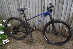Trek Marlin 8 2022