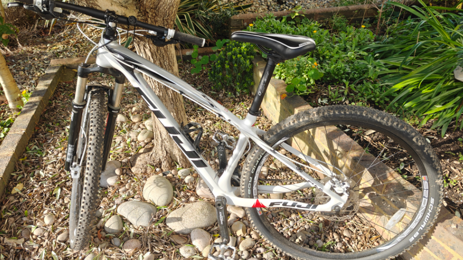 Fuji SLM 2.3 2015 Mountain Bike