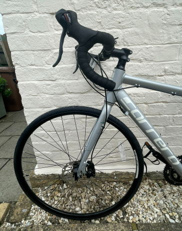 Carrera road bike womens hotsell