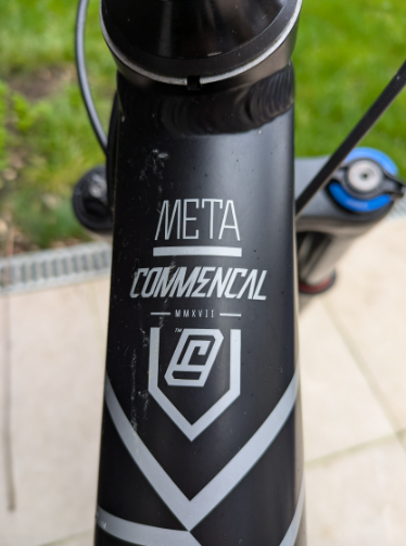 Commencal META AM V4.2 ESSENTIAL 650B 2017