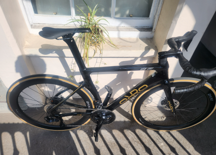 Orro Gold STC 105 Di2 2024