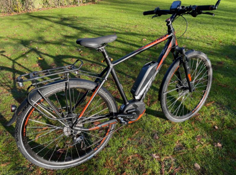 KTM MACINA CROSS 9