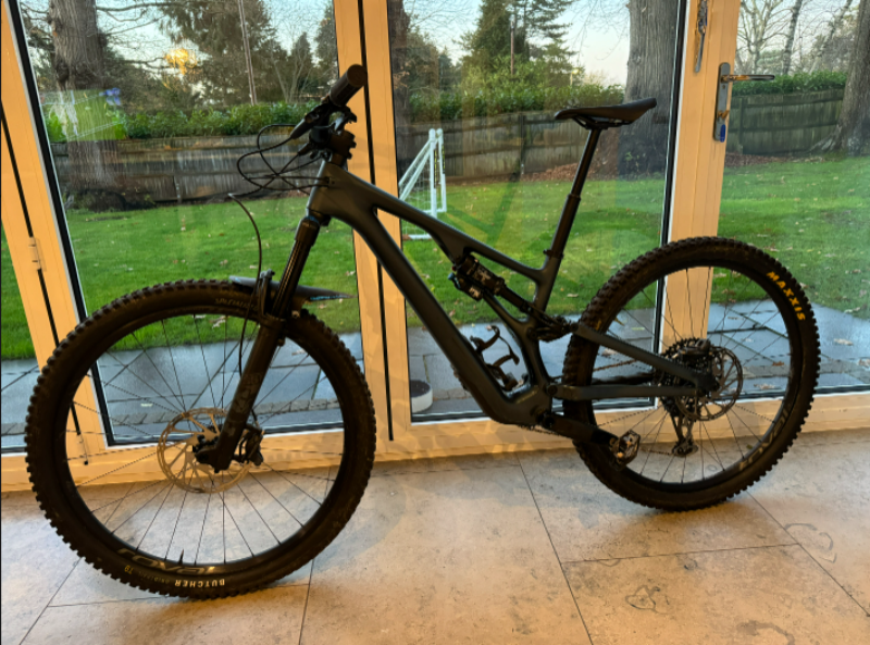 Specialized Stumpjumper EVO Expert 2022 Mountain Bike