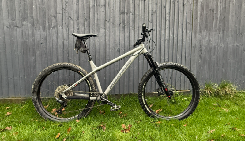 Nukeproof Scout 275 Comp 2021