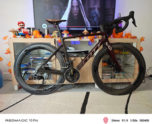Scott Addict 10 Disc Carbon 2024