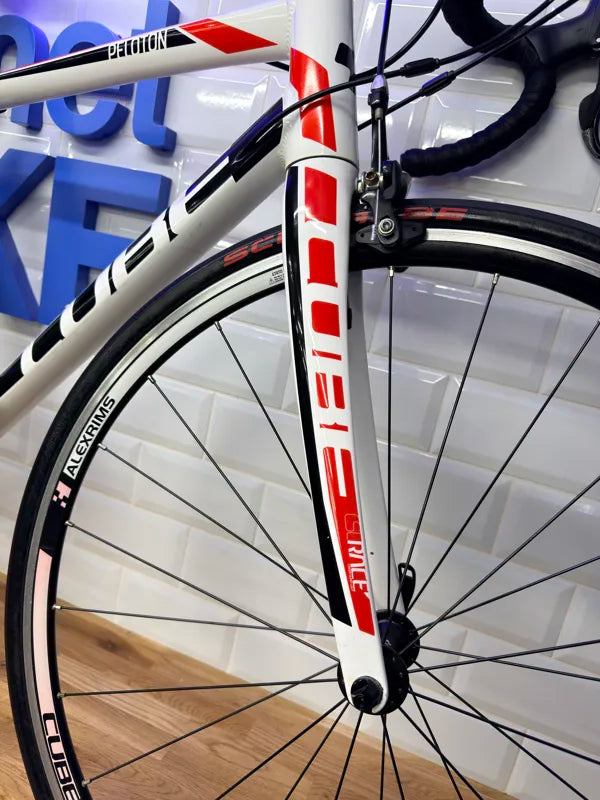Cube PELOTON RED/BLACK 56CM - PRE-LOVED CURRENT