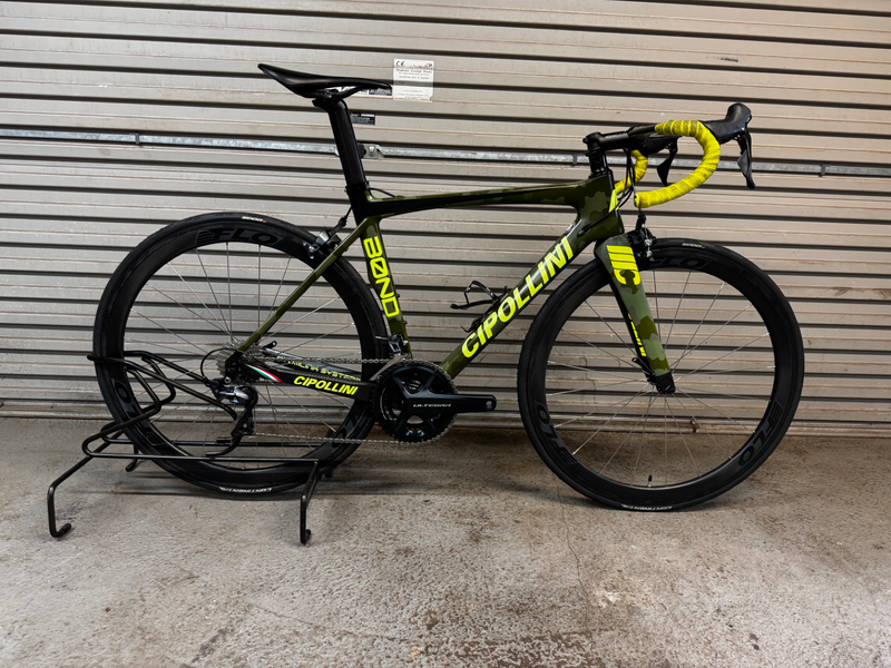 Cipollini Bond 2019