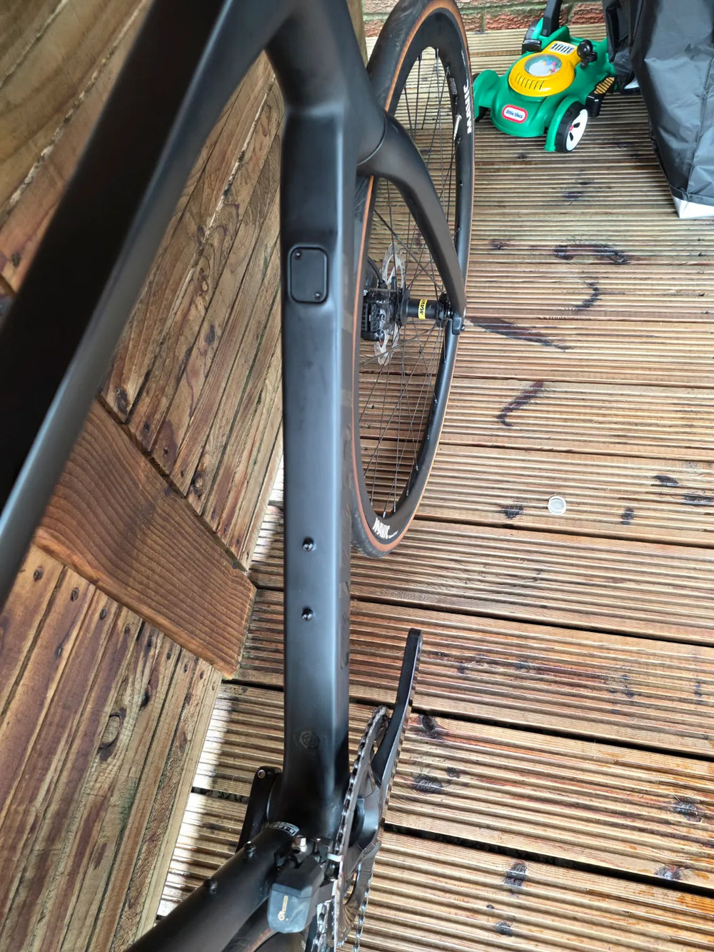Ribble Endurance SL R Disc - Sport, Shimano 105 Di2 2025