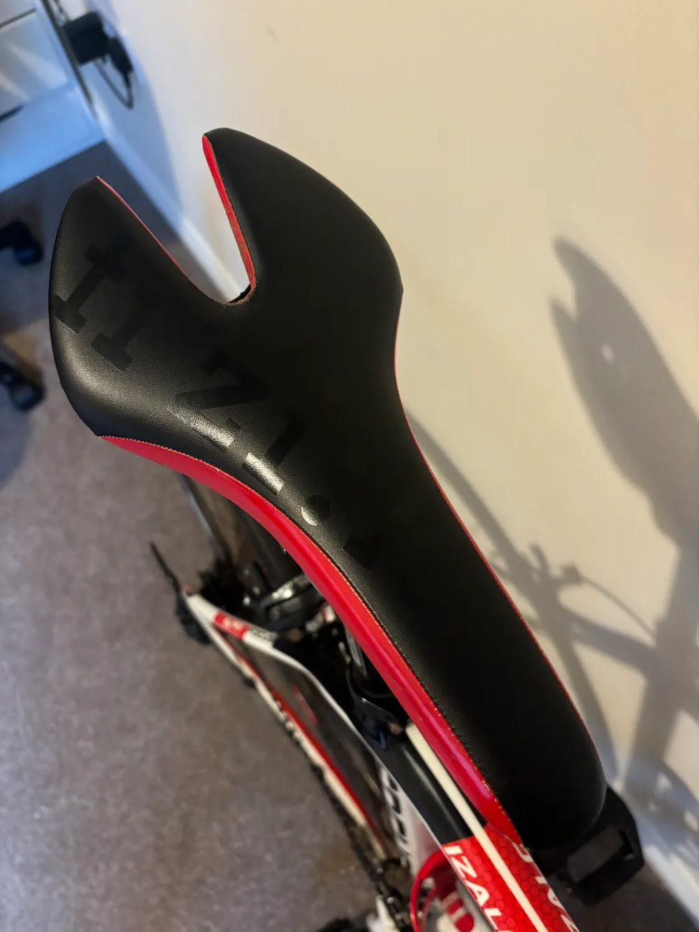 Focus Izalco Pro 2.0 Carbon Road Bike – Shimano Ultegra 2013