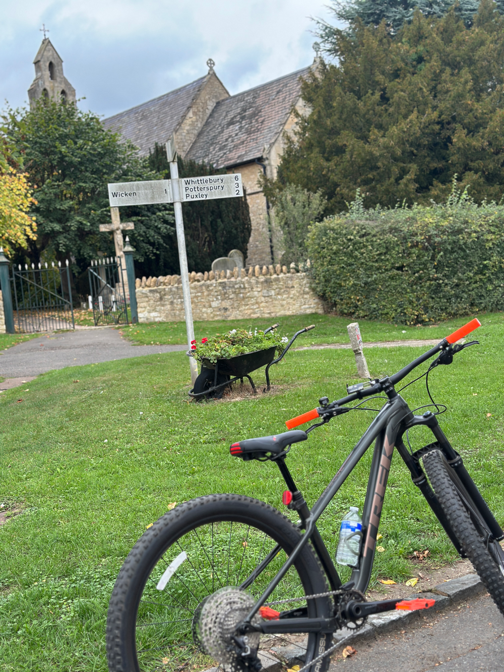 Trek Roscoe 7 2023