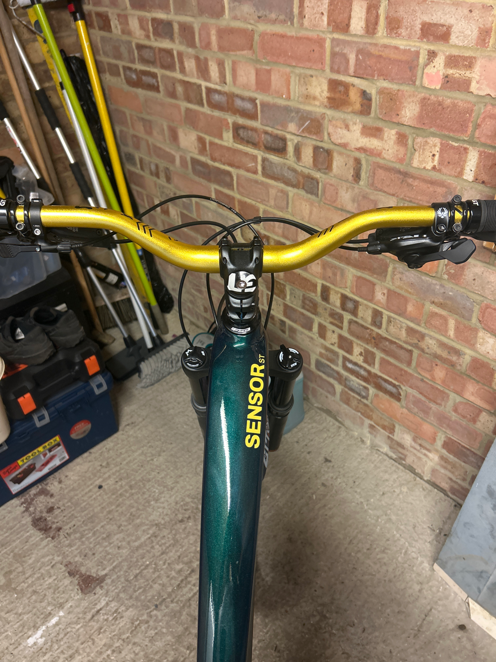 GT Sensor ST Carbon Elite 2026