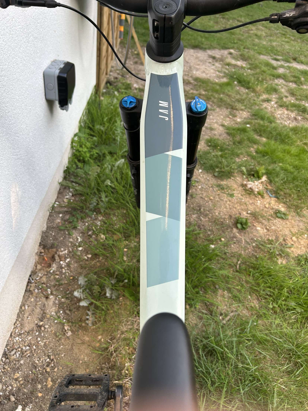 Focus  Focus jam 6.9 sky grey 2022