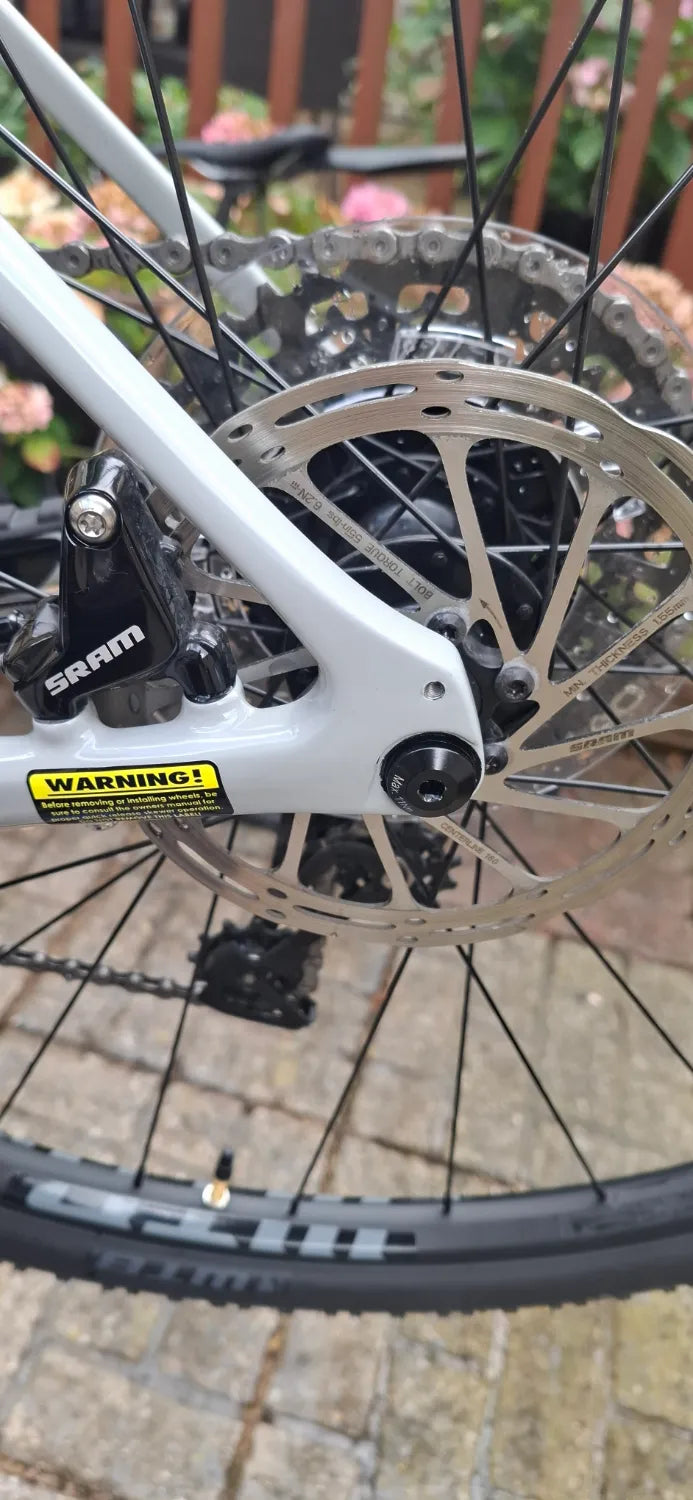 GT Grade Carbon X 2024