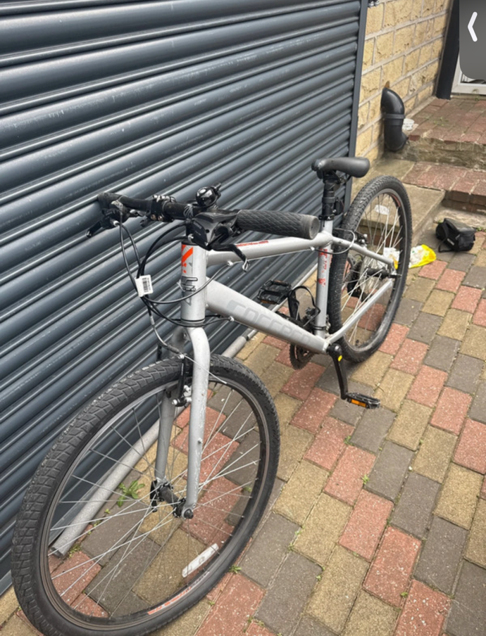 Carrera Parva Mens Hybrid Bike 2020