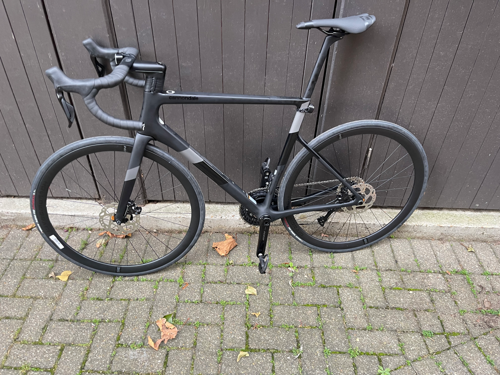 Cannondale SuperSix EVO Carbon Disc 105 Di2 2023