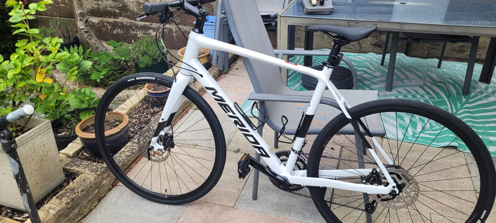 Merida Speeder 300 Hybrid 2025