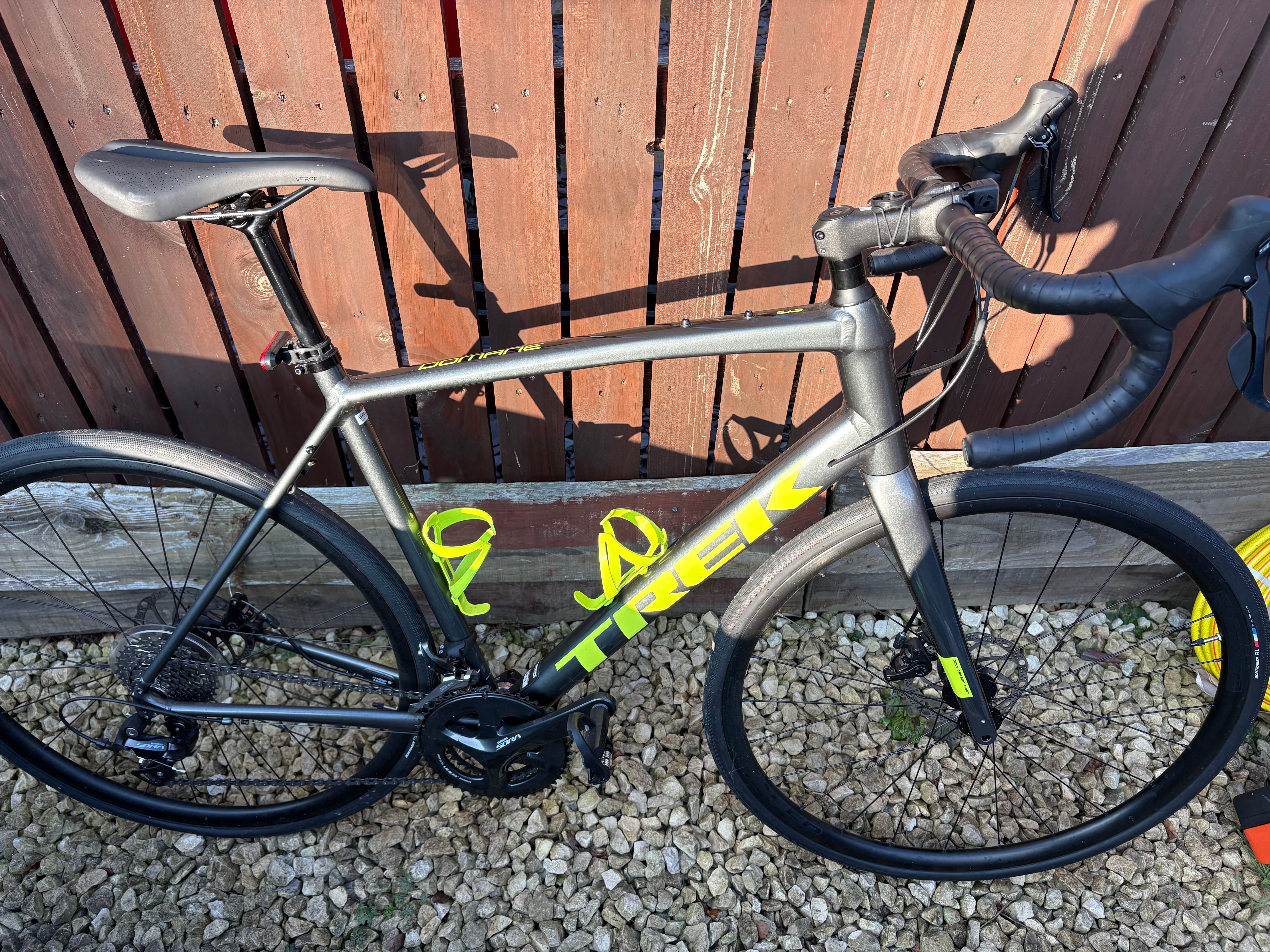 Trek Domane AL 3 Disc 2021 - Road Bike.
