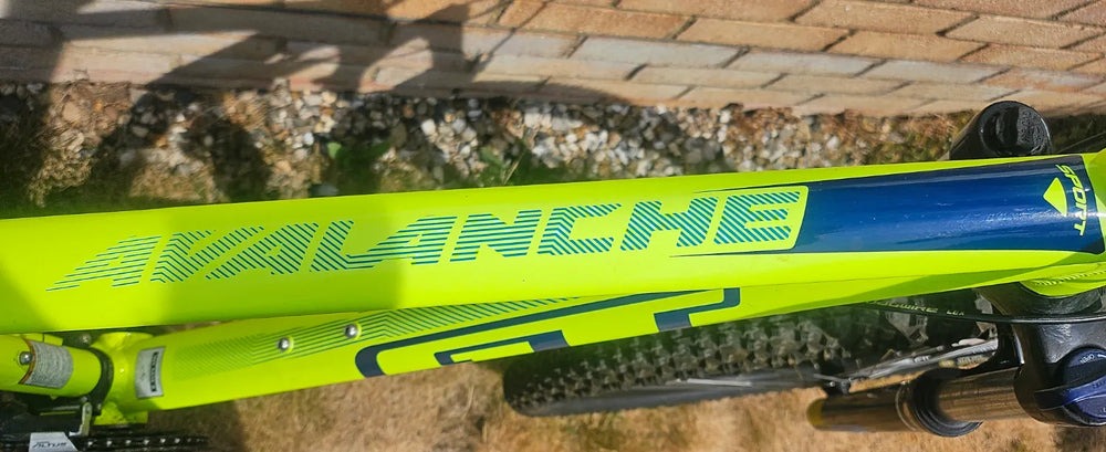 GT Avalanche Sport 27 5 2016