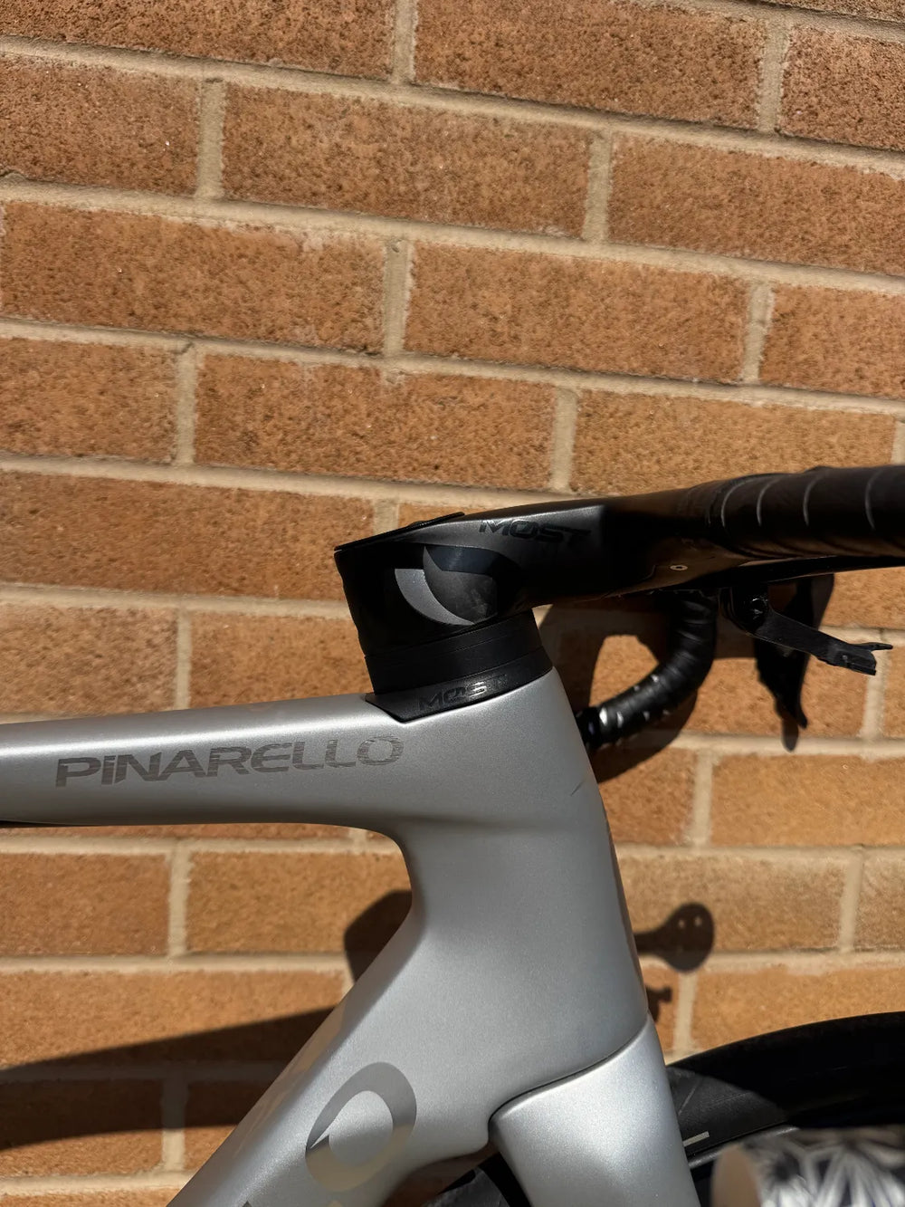 Pinarello X7 Disc - Ultegra Di2 equipped Endurance - Xpeed Saturn 2025