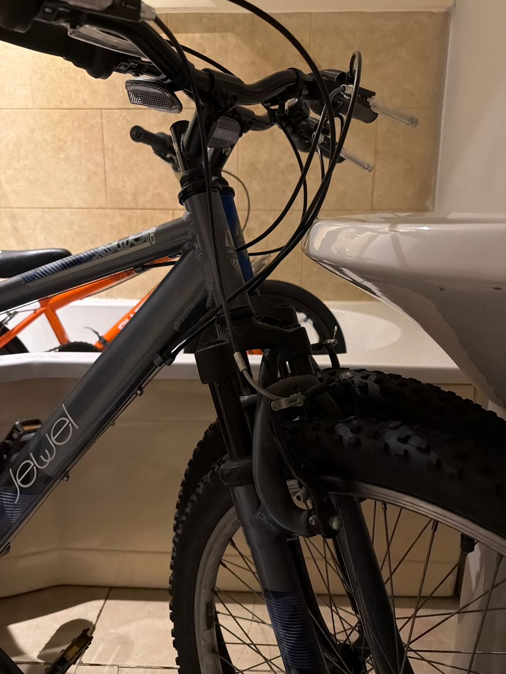 Apollo Jewel Womens Mountain Bike 2023