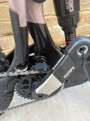 Pivot Shuttle AMP'd Pro X0 2026