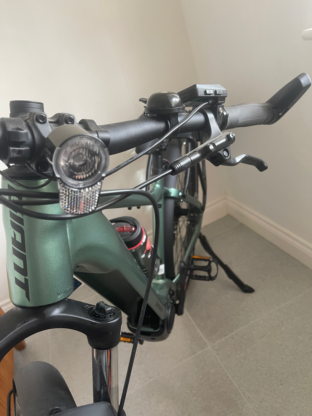 Giant Explore E+ 1 Gts 625Wh 2023