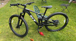 GT Sensor Carbon Elite 2021