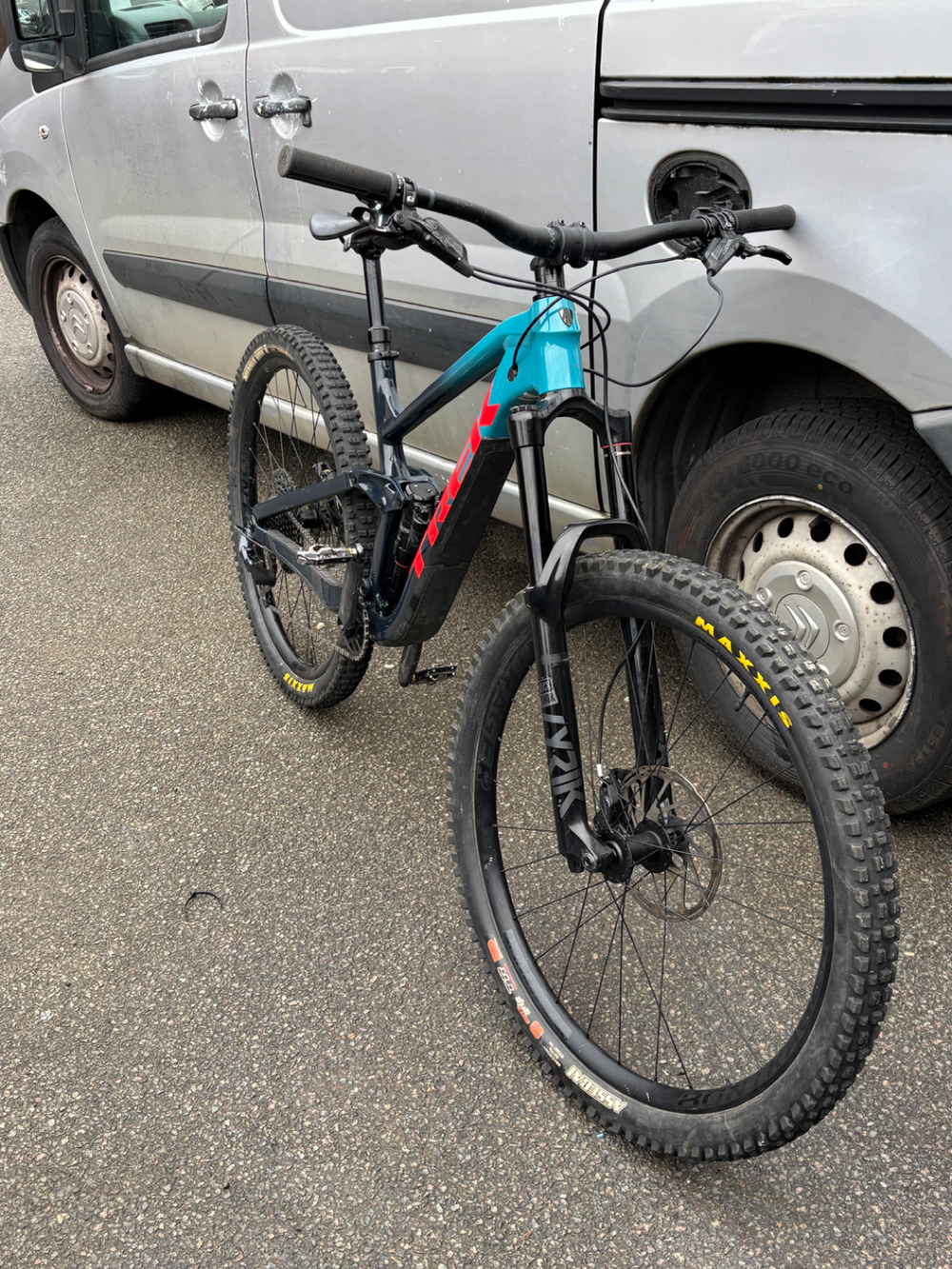 Trek Slash 8 2021
