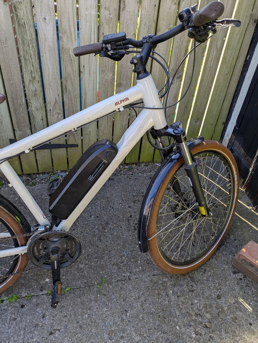 Batribike Alpha Hybrid white shadow 48cm 2020