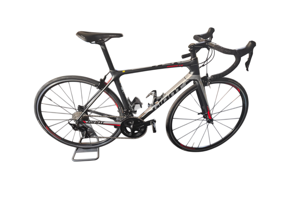 Giant TCR Advanced 2 - 105 Equipped 2019