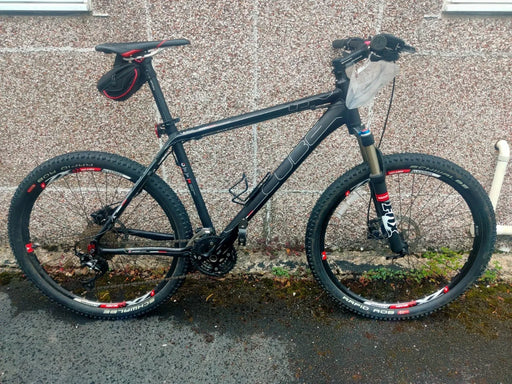 Cube Series hardtail mountain bike - 20 inches frame