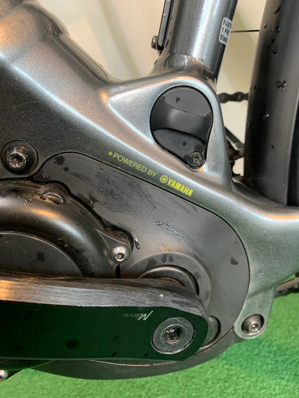 Giant FastRoad E+ 1 Pro Electric Bike 2020