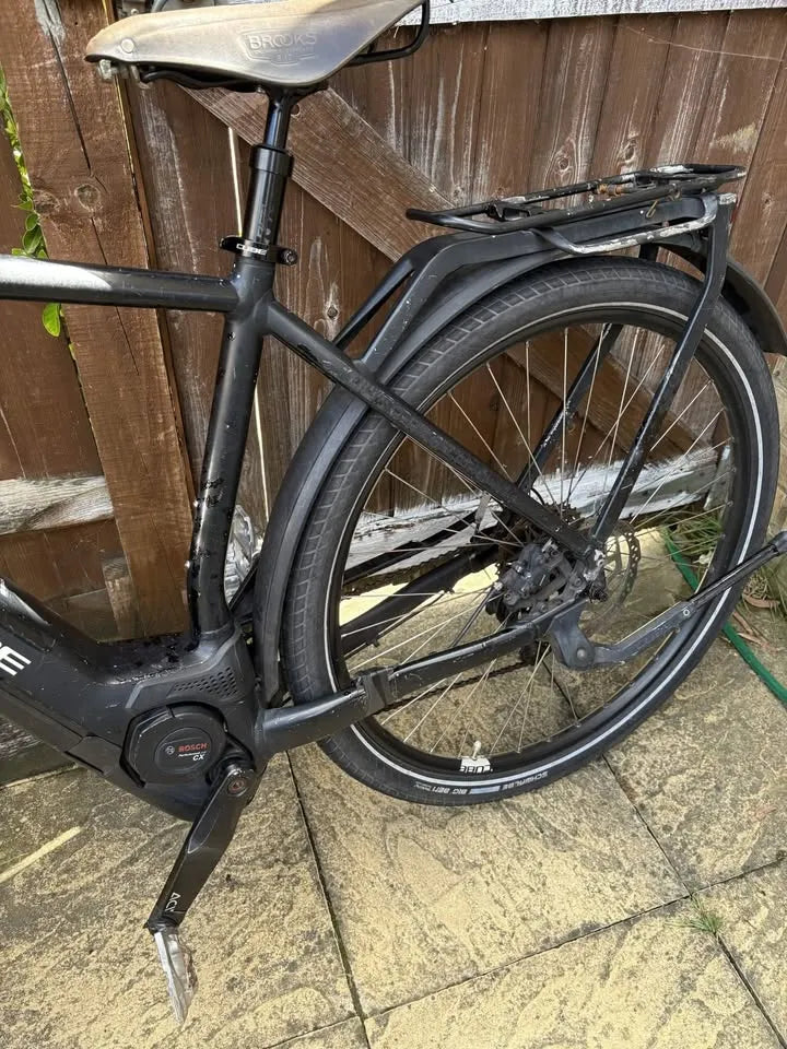 Cube Kathmandu Hybrid Exc 750 2023