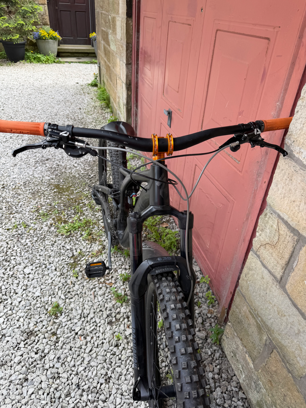 Specialized Stumpjumper 15 Alloy Dual Supension Lightweight 2025