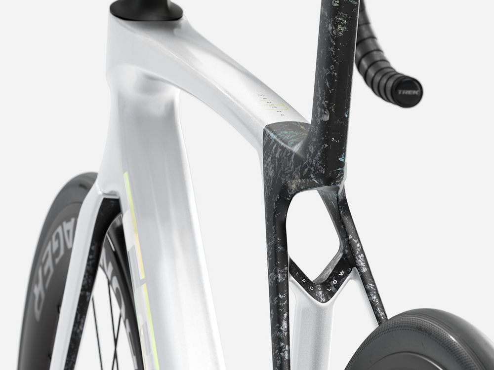 Trek Madone SL 6 Di2 Gen 8 2025Sale