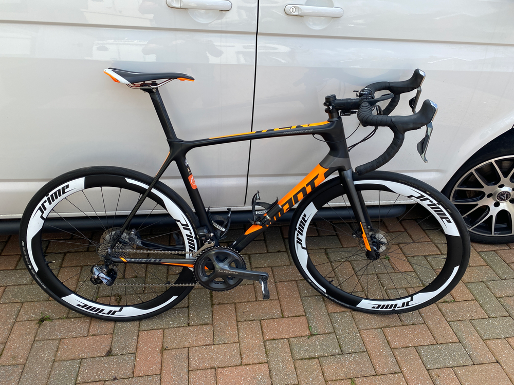 Giant TCR Advanced Pro 1 Di2 Carbon Road 2026