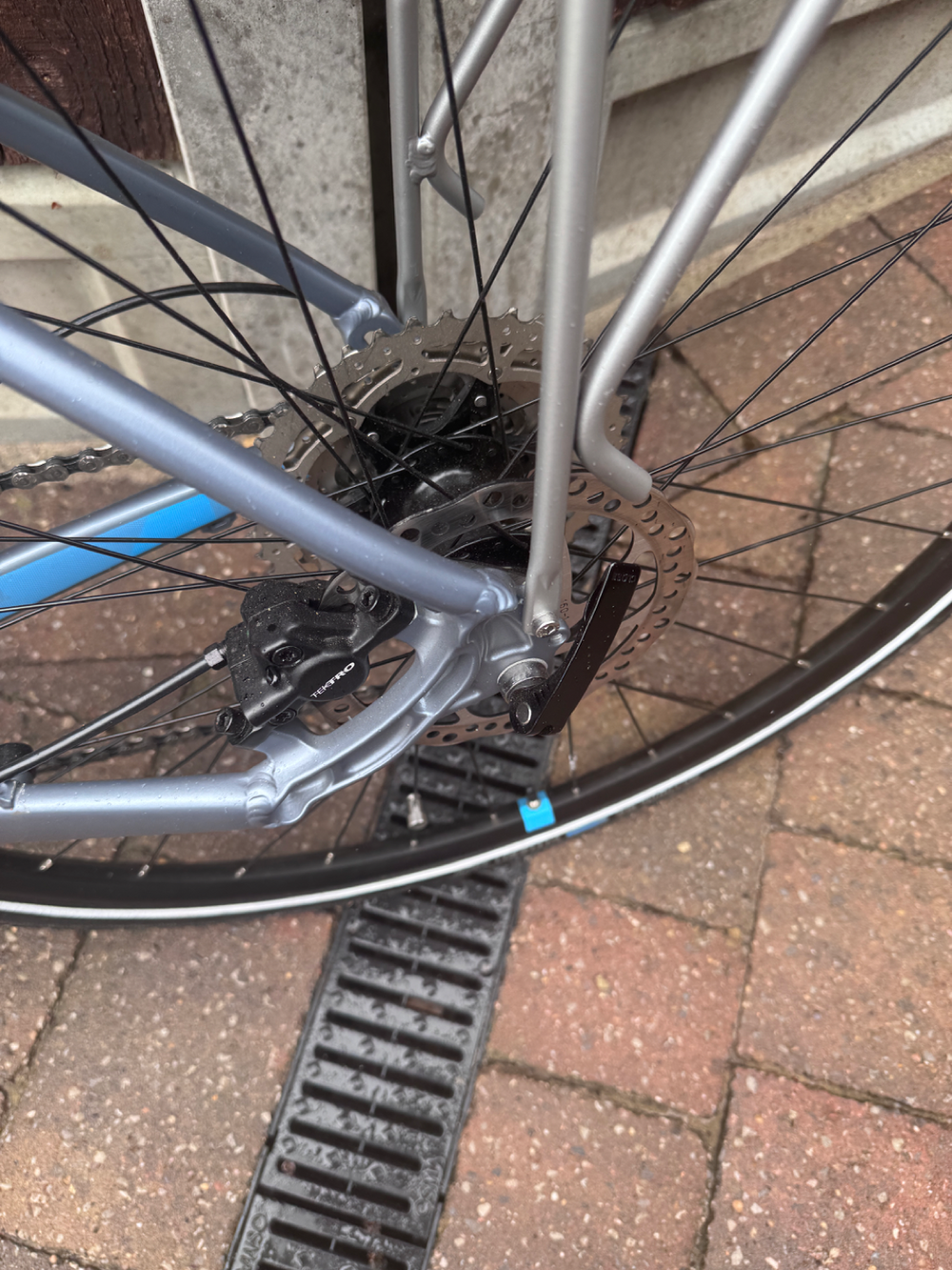 Boardman HYB 8.9e 2023