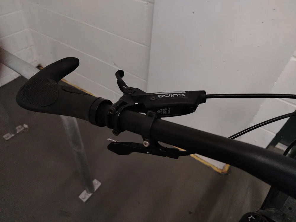 gt bicycles sensor carbon elite GT Sensor Carbon Elite 2023