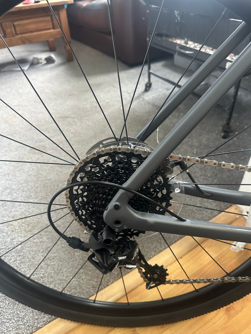 Trek Checkpoint AL 4 2025