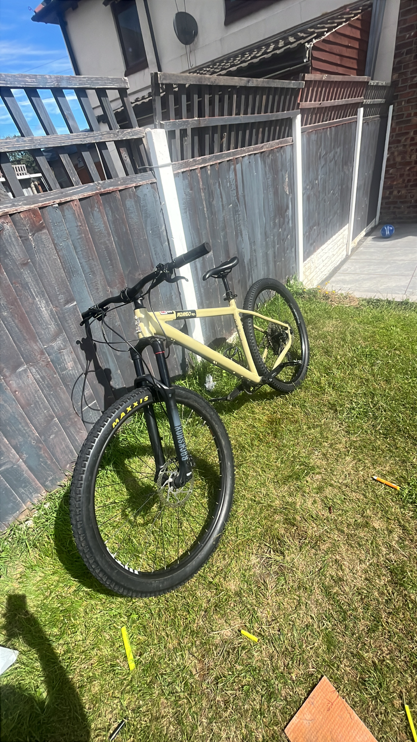 Voodoo Bizango Pro 2023
