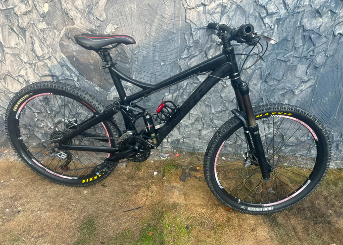 Giant Reign 2 2013