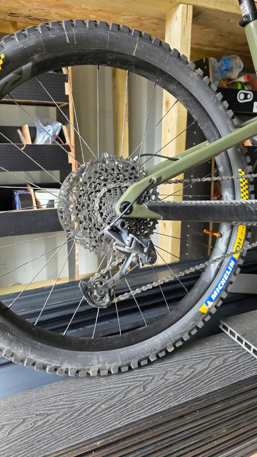 Santa Cruz BRONSON S / Carbon C 2023