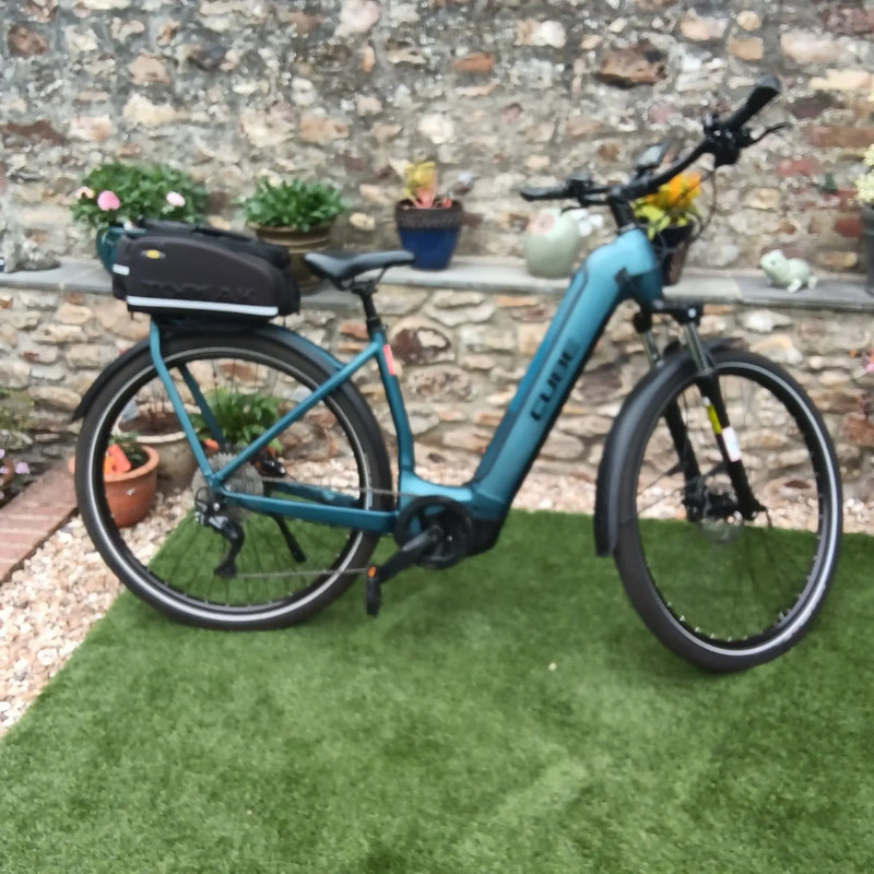 Cube Kathmandu hybrid one 750